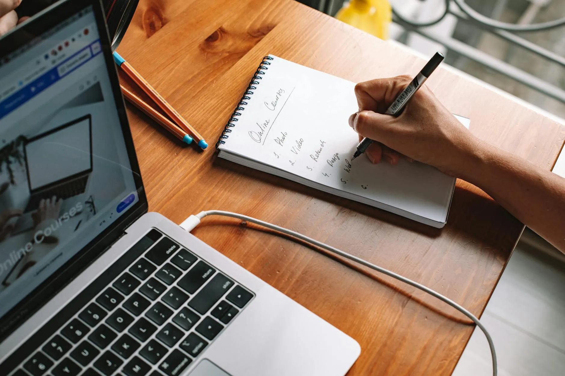 Notary Signing Agent Academy vs Loan Signing System: Which Course Is Right for You?